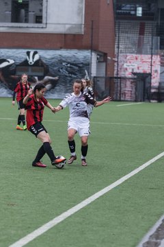 Bild 40 - B-Juniorinnen FC St.Pauli . Braedstrup IF : Ergebnis: 4:1